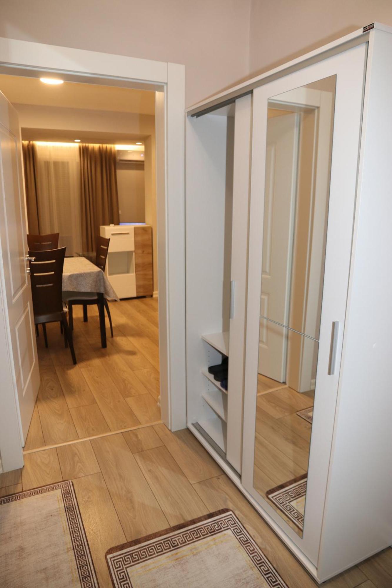 Gray House Apartment Tirana